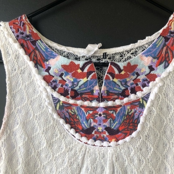 Anthropologie Akemi & Kim Ivory/Creme WhiteLace Sleeveless Top Womens XS - Picture 2 of 5